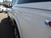 Mitsubishi L200 DI-D DC Barbarian 