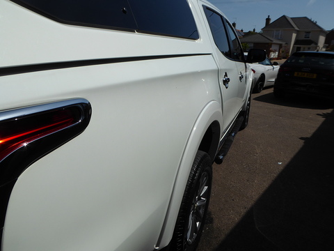 2.4 DI-D DC Barbarian Pickup Double Cab 4dr Diesel Manual 4WD Euro 6 (178 ps)