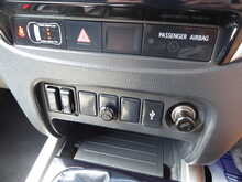 Mitsubishi L200 DI-D DC Barbarian 