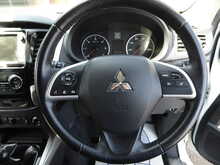 Mitsubishi L200 DI-D DC Barbarian 