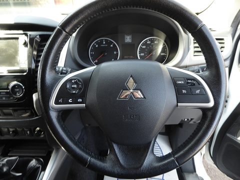 2.4 DI-D DC Barbarian Pickup Double Cab 4dr Diesel Manual 4WD Euro 6 (178 ps)