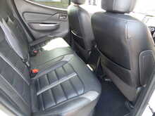 Mitsubishi L200 DI-D DC Barbarian 