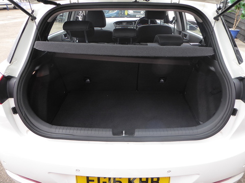 1.2 Blue Drive SE Hatchback 5dr Petrol Manual Euro 6 (s/s) (84 ps)