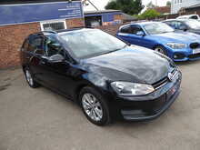 Volkswagen Golf TDI BlueMotion Tech SE 