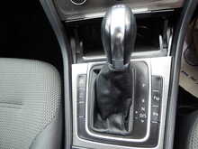 Volkswagen Golf TDI BlueMotion Tech SE 