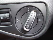 Volkswagen Golf TDI BlueMotion Tech SE 