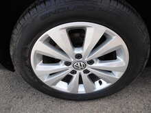 Volkswagen Golf TDI BlueMotion Tech SE 