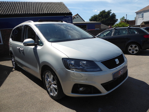 2.0 TDI Ecomotive CR SE Lux MPV 5dr Diesel Manual Euro 5 (s/s) (140 ps)