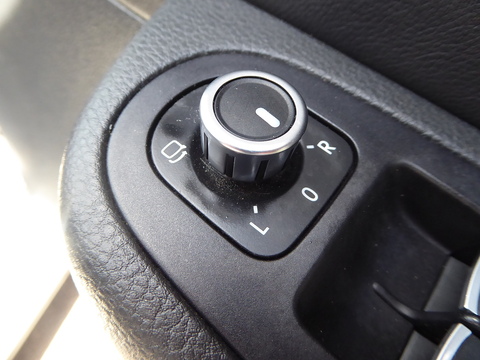 2.0 TDI Ecomotive CR SE Lux MPV 5dr Diesel Manual Euro 5 (s/s) (140 ps)