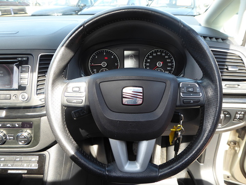 2.0 TDI Ecomotive CR SE Lux MPV 5dr Diesel Manual Euro 5 (s/s) (140 ps)