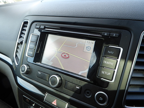 2.0 TDI Ecomotive CR SE Lux MPV 5dr Diesel Manual Euro 5 (s/s) (140 ps)