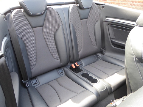 2.0 TDI S line Convertible 2dr Diesel Manual Euro 6 (s/s) (150 ps)