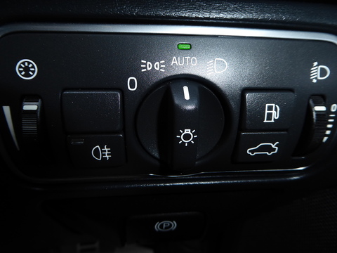 2.0 D4 R-Design Nav SUV 5dr Diesel Auto Euro 6 (s/s) (190 ps)