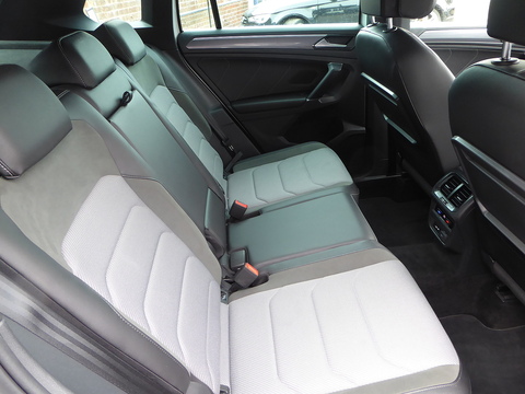 2.0 TDI R-Line SUV 5dr Diesel Manual Euro 6 (s/s) (150 ps)