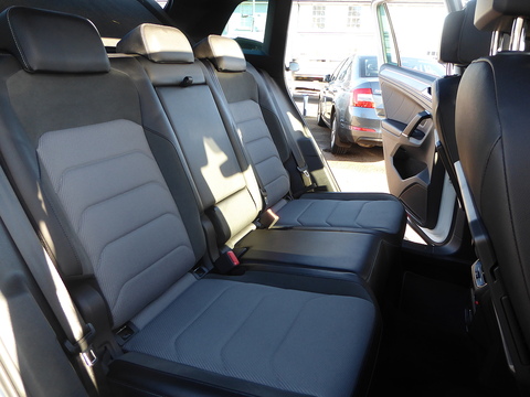 2.0 TDI R-Line SUV 5dr Diesel Manual Euro 6 (s/s) (150 ps)