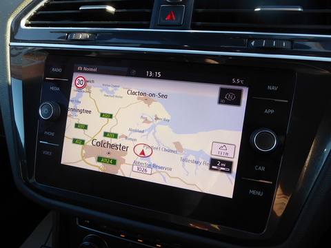 2.0 TDI R-Line SUV 5dr Diesel Manual Euro 6 (s/s) (150 ps)