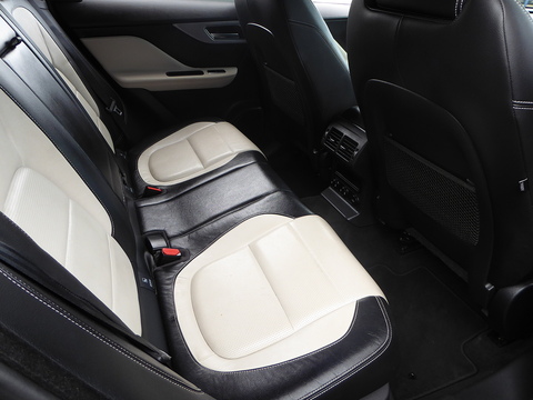 2.0 D180 R-Sport SUV 5dr Diesel Auto AWD Euro 6 (s/s) (180 ps)