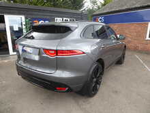 Jaguar F-PACE D180 R-Sport 