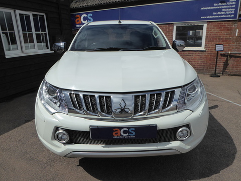 2.4 DI-D DC Barbarian Pickup Double Cab 4dr Diesel Manual 4WD Euro 5 (178 ps)