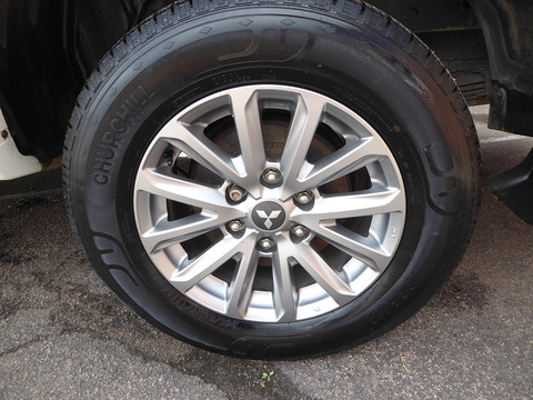 2.4 DI-D DC Barbarian Pickup Double Cab 4dr Diesel Manual 4WD Euro 5 (178 ps)