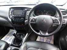 NO VAT! Leather Heated Seats, Sat Nav, Rear Camera, Air Conditioning, Alloy Wheels, Auto Headlights, Towbar