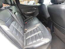 NO VAT! Leather Heated Seats, Sat Nav, Rear Camera, Air Conditioning, Alloy Wheels, Auto Headlights, Towbar