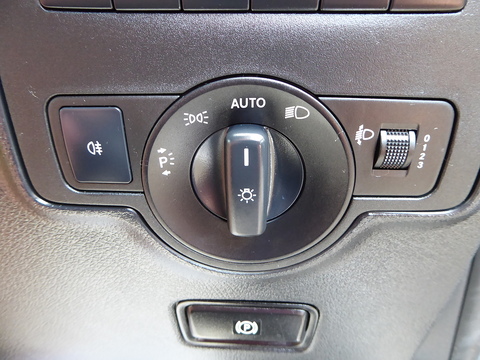 2.1 114 CDI BlueTEC Panel Van 5dr Diesel Manual RWD L3 Euro 6 (s/s) (136 ps)