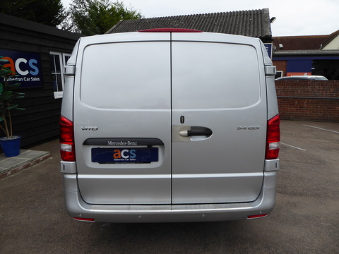 2.1 114 CDI BlueTEC Panel Van 5dr Diesel Manual RWD L3 Euro 6 (s/s) (136 ps)