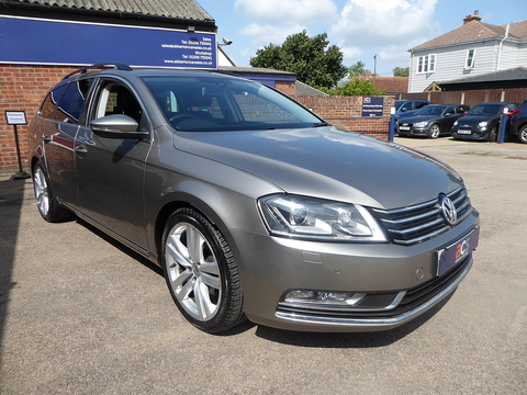 2.0 TDI BlueMotion Tech Executive Style Estate 5dr Diesel DSG Euro 5 (s/s) (140 ps)