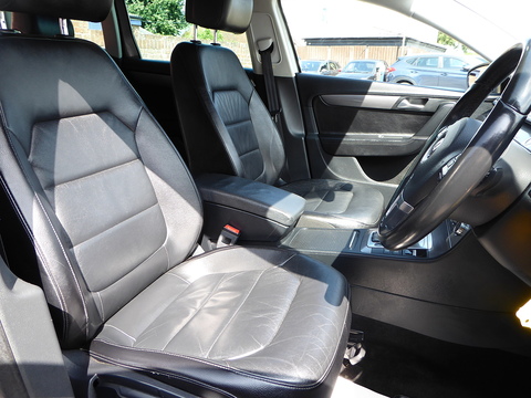 2.0 TDI BlueMotion Tech Executive Style Estate 5dr Diesel DSG Euro 5 (s/s) (140 ps)