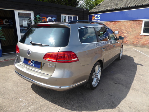 2.0 TDI BlueMotion Tech Executive Style Estate 5dr Diesel DSG Euro 5 (s/s) (140 ps)