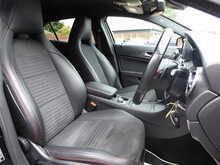 Mercedes-Benz GLA GLA220 CDI AMG Line 
