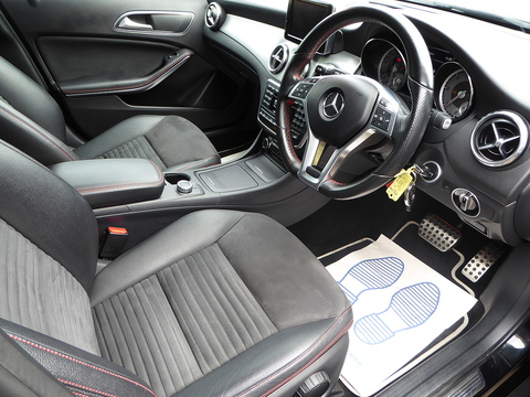 2.1 GLA220 CDI AMG Line SUV 5dr Diesel 7G-DCT 4MATIC Euro 6 (s/s) (170 ps)
