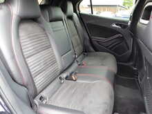 Mercedes-Benz GLA GLA220 CDI AMG Line 
