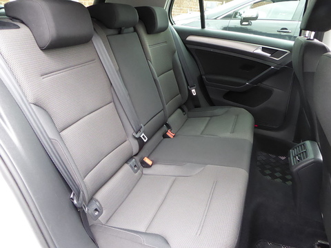 2.0 TDI BlueMotion Tech Match Hatchback 5dr Diesel Manual Euro 5 (s/s) (150 ps)