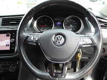 Volkswagen Tiguan TDI SE Navigation 