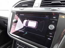 Volkswagen Tiguan TDI SE Navigation 