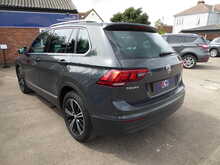 Volkswagen Tiguan TDI SE Navigation 