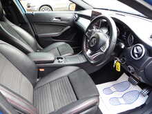 Mercedes-Benz GLA GLA220d AMG Line 