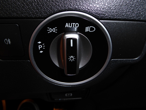 2.1 GLA220d AMG Line (Premium) SUV 5dr Diesel 7G-DCT 4MATIC Euro 6 (s/s) (177 ps)