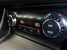 Mercedes-Benz GLA GLA220d AMG Line 