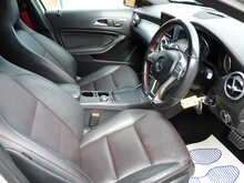 Mercedes-Benz GLA GLA220d AMG Line 