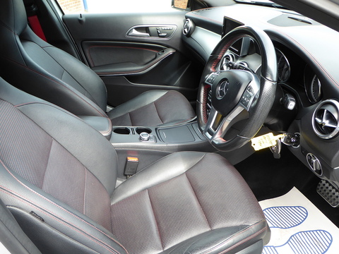 2.1 GLA220d AMG Line (Premium Plus) SUV 5dr Diesel 7G-DCT 4MATIC Euro 6 (s/s) (170 ps)