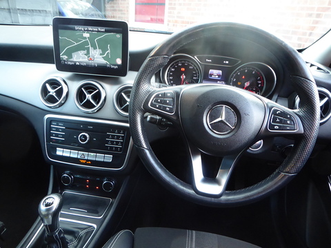 1.6 GLA180 Urban Edition SUV 5dr Petrol Manual Euro 6 (s/s) (122 ps)