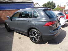 Volkswagen Tiguan TSI SE Navigation 