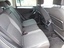 Volkswagen Tiguan TSI SE Navigation 