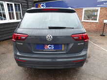 Volkswagen Tiguan TDI BlueMotion Tech SE Navigation 