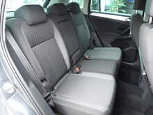 Volkswagen Tiguan TDI BlueMotion Tech SE Navigation 