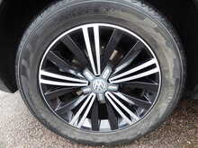 Volkswagen Tiguan TDI BlueMotion Tech SE Navigation 