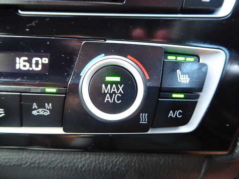 2.0 220i Sport Convertible 2dr Petrol Auto Euro 6 (s/s) (184 ps)